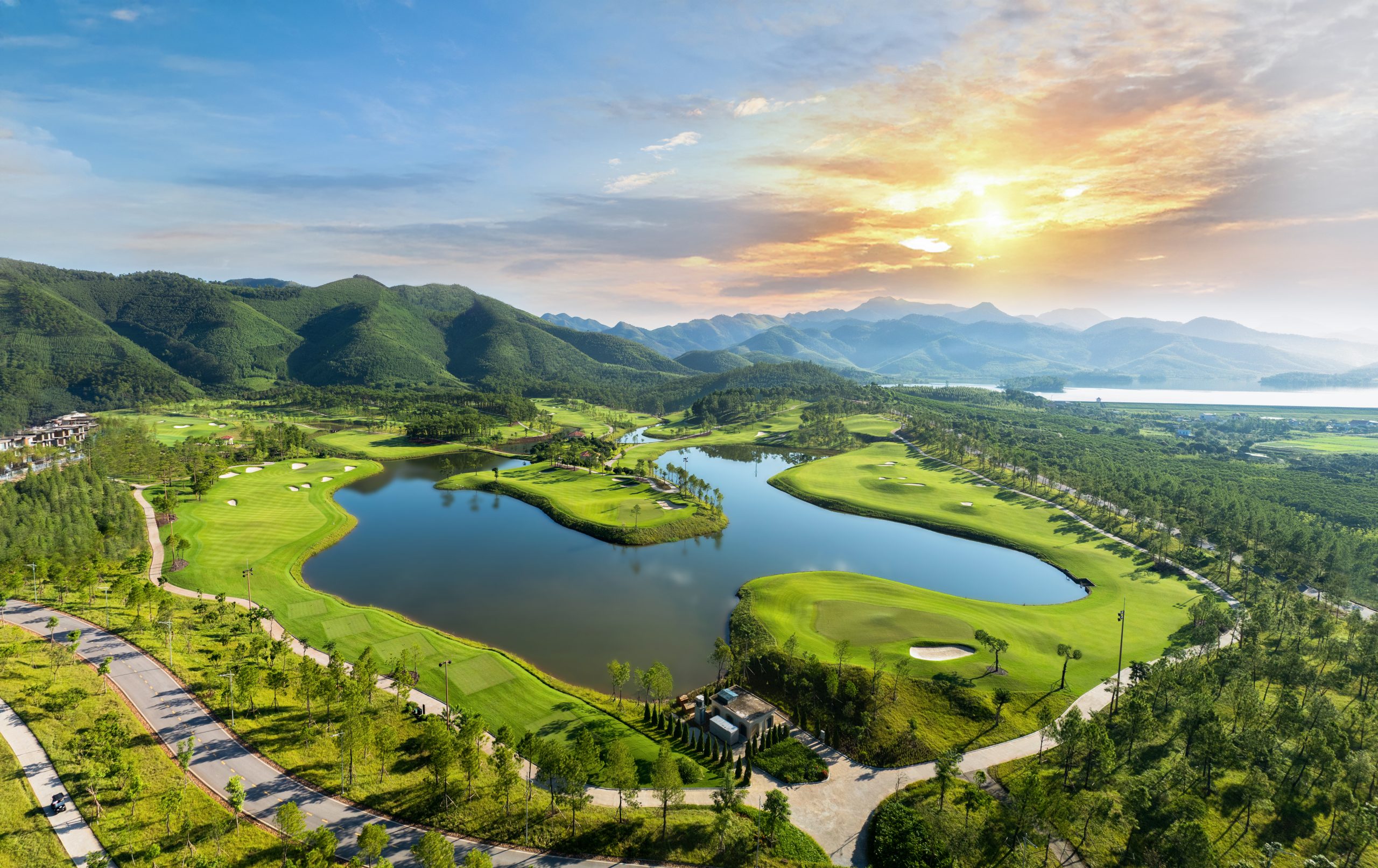 Golf course 11
